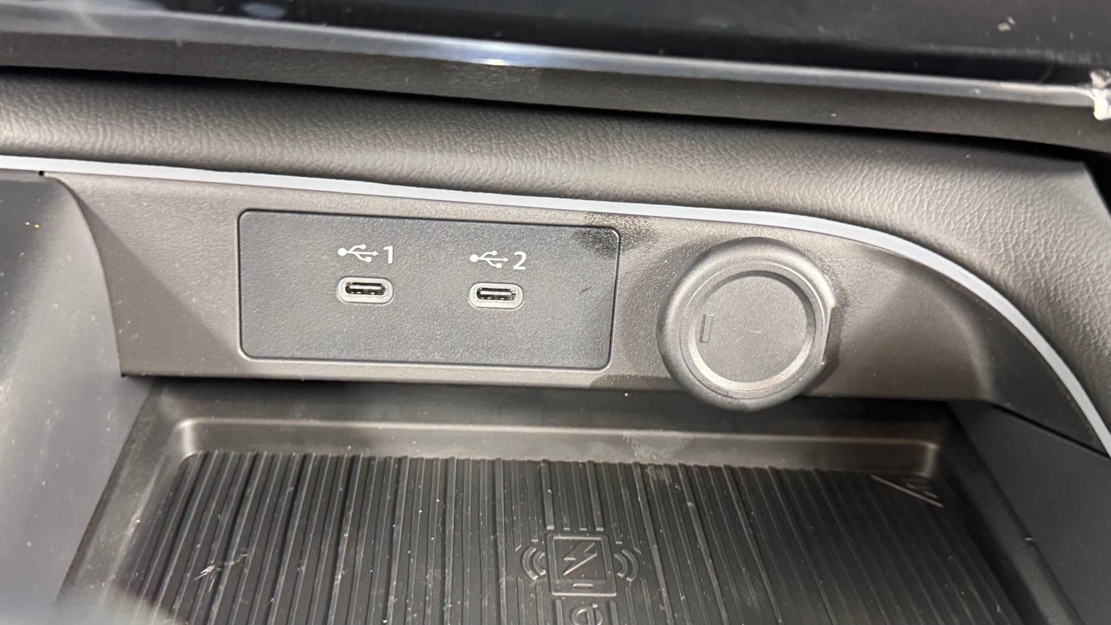 New 2026 Nissan Sentra SR w/ Floor Mat Package FWD image 25