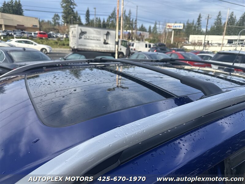 Used 2015 Ford Escape Titanium w/ Equipment Group 301A image 24