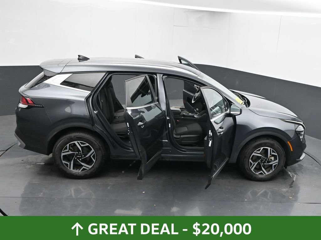 Used 2024 Kia Sportage LX image 65