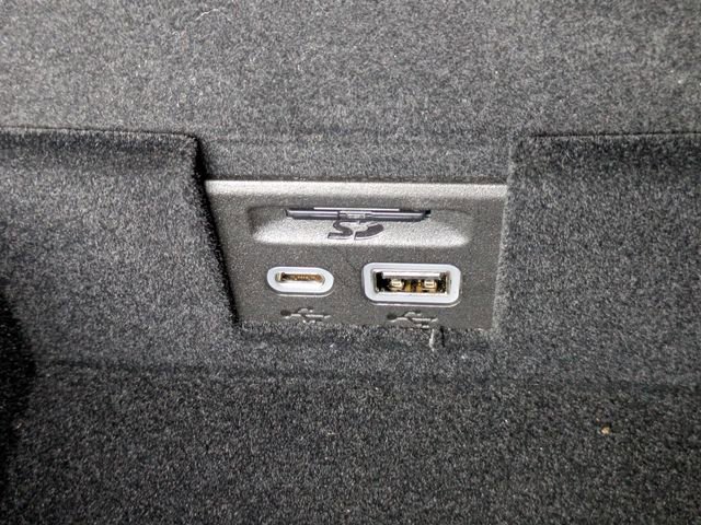 Used 2023 Cadillac XT6 Premium Luxury w/ Technology Package image 32