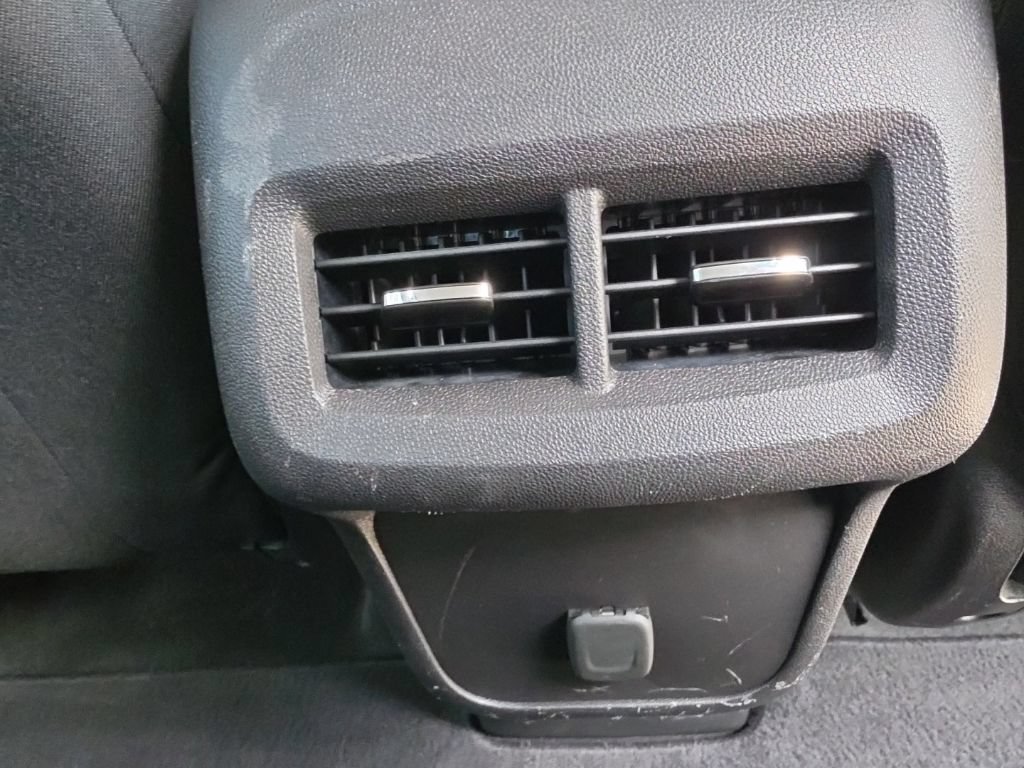 Certified 2018 Chevrolet Equinox LT AWD/4WD image 29