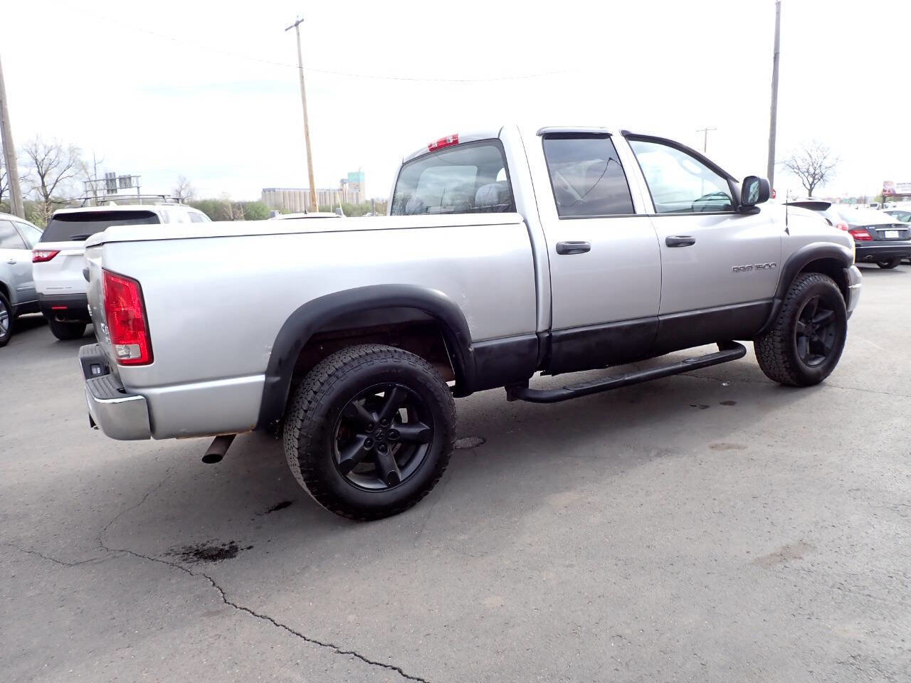 Used 2004 Dodge Ram 1500 Truck SLT w/ Quad Cab Value Group image 6