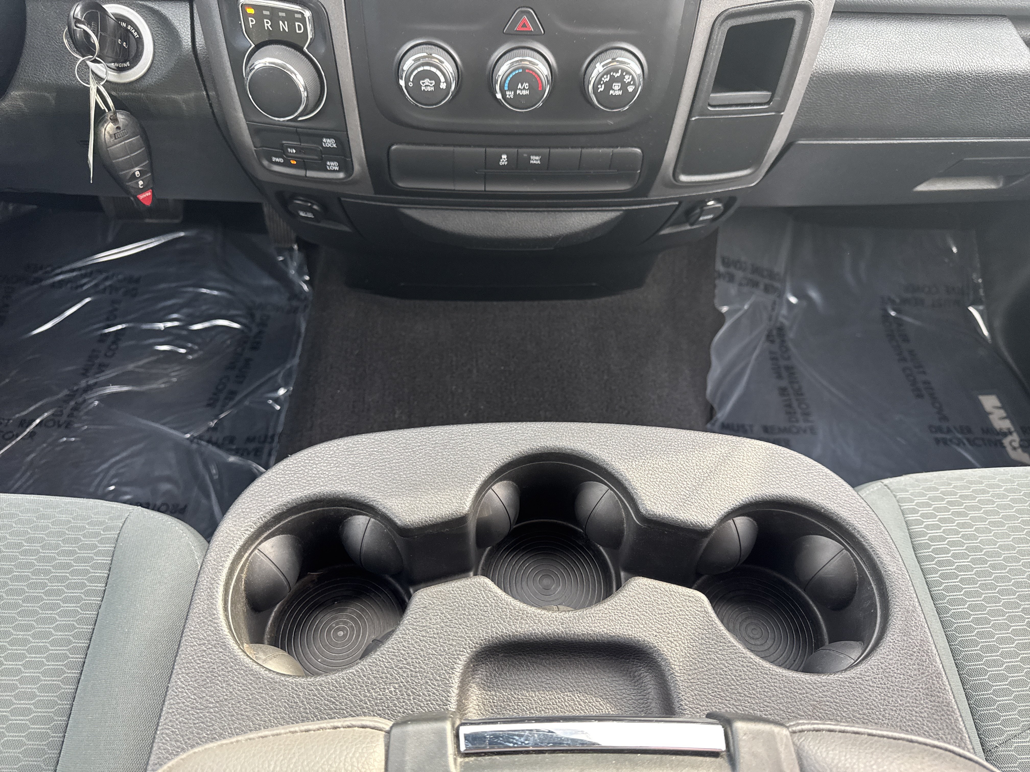 Used 2018 RAM 1500 Express AWD/4WD image 9