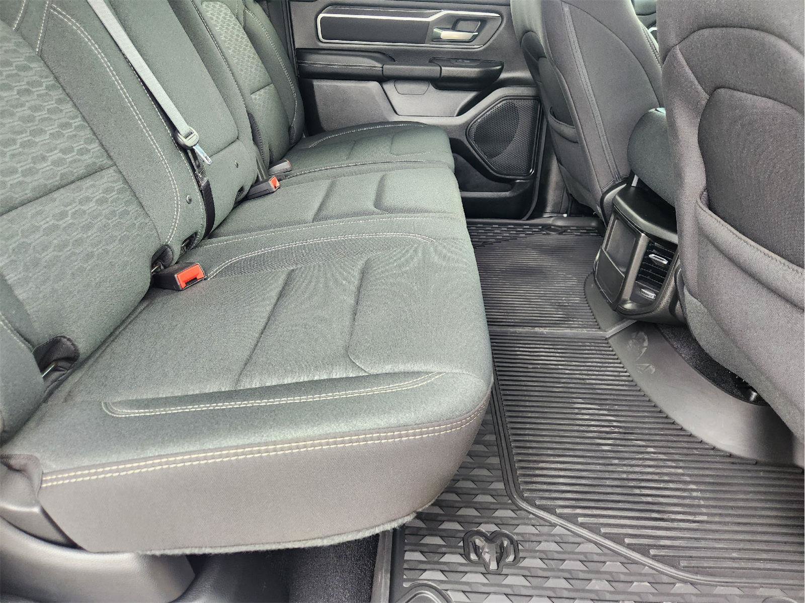 Used 2025 RAM 1500 Big Horn RWD image 31