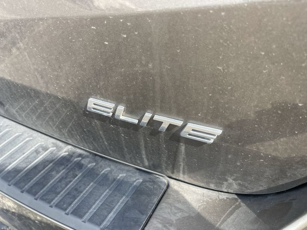 Used 2023 Honda Odyssey Elite image 12