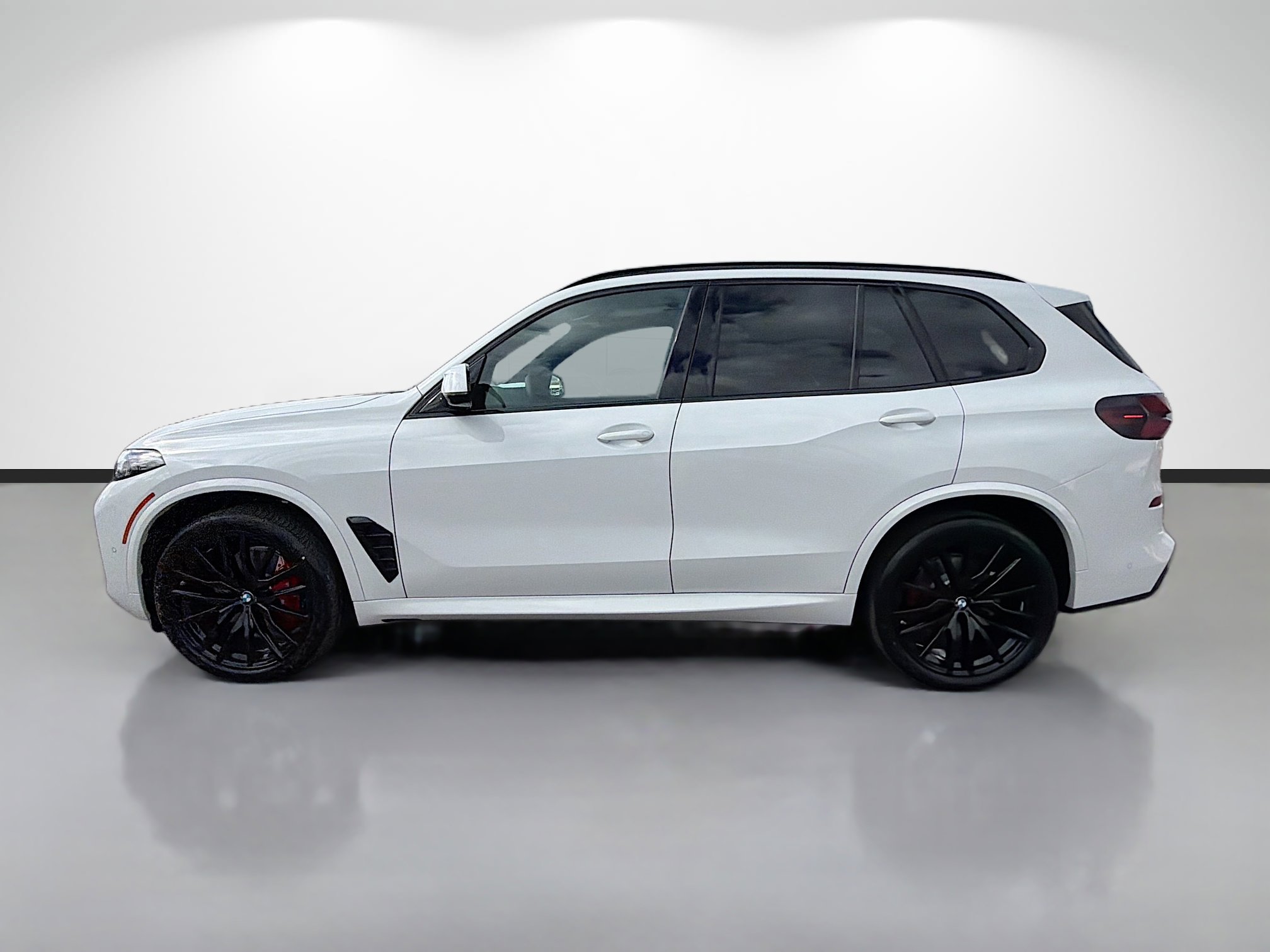 New 2026 BMW X5 sDrive40i w/ M Sport Package image 6