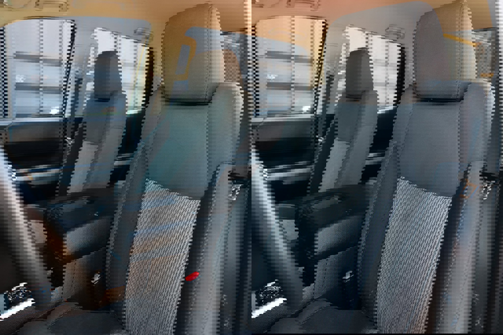 Used 2017 Toyota Tundra SR5 w/ SR5 Upgrade Package image 10