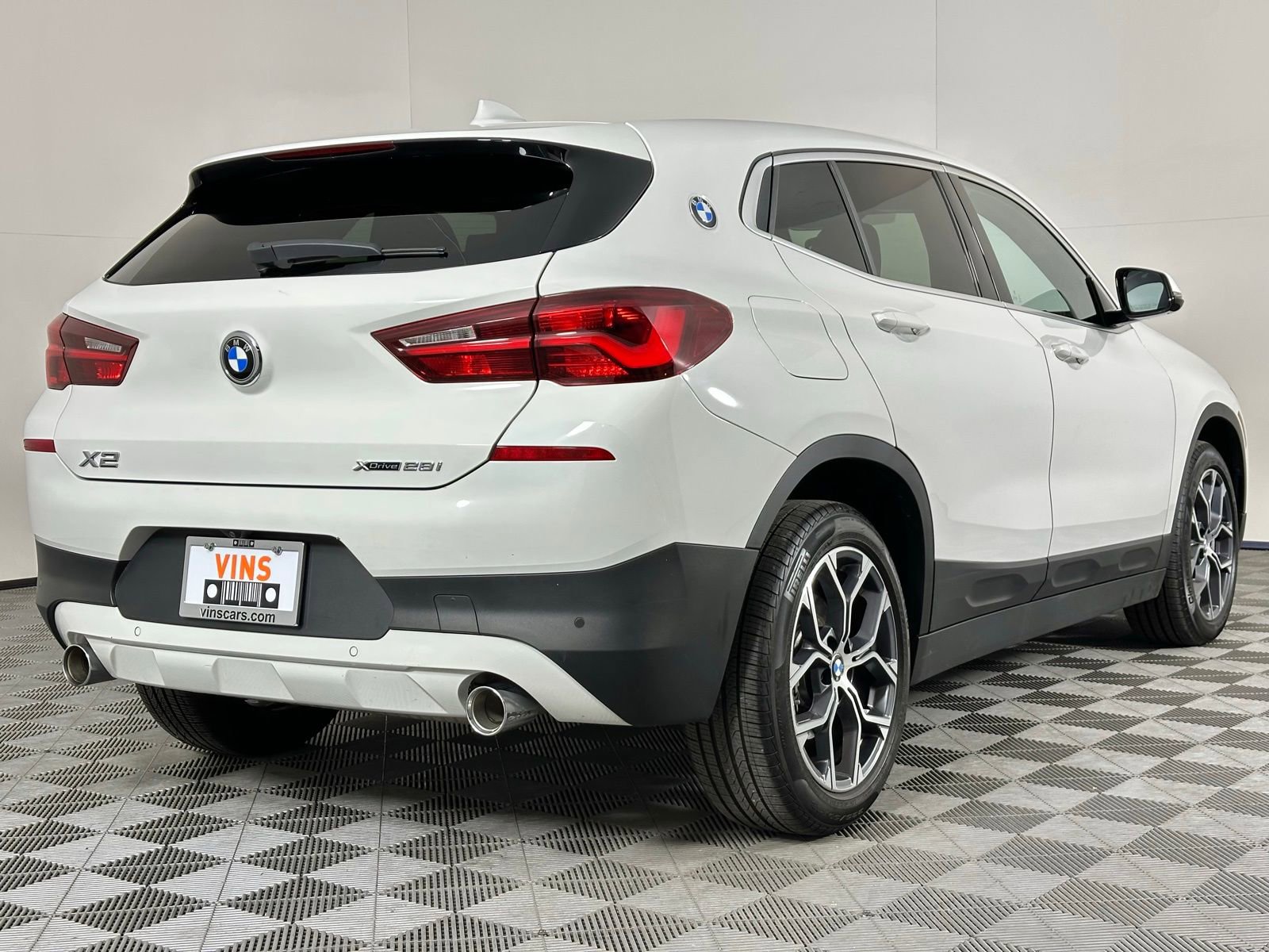 Used 2023 BMW X2 xDrive28i w/ Premium Package 2 image 4