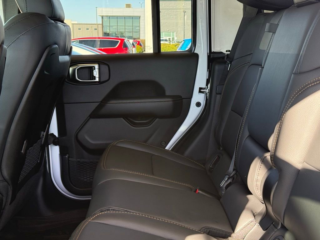 New 2026 Jeep Gladiator Sport S image 25