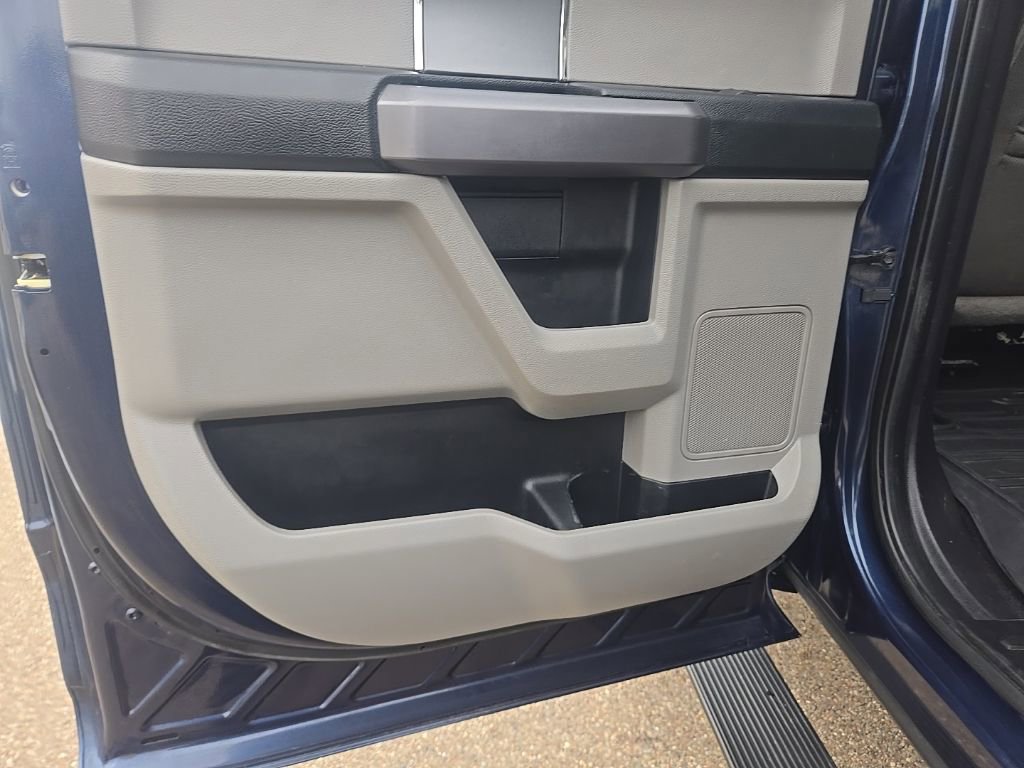 Used 2019 Ford F250 XLT w/ XLT Premium Package image 33