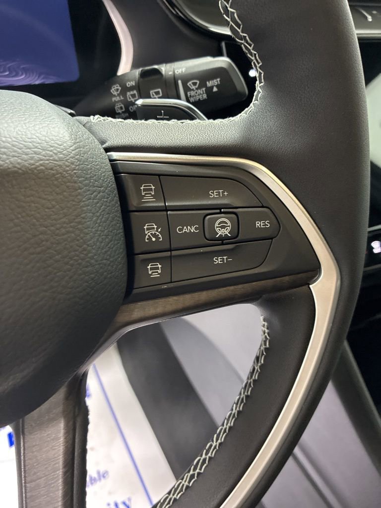 New 2026 Jeep Grand Cherokee Altitude AWD/4WD image 16