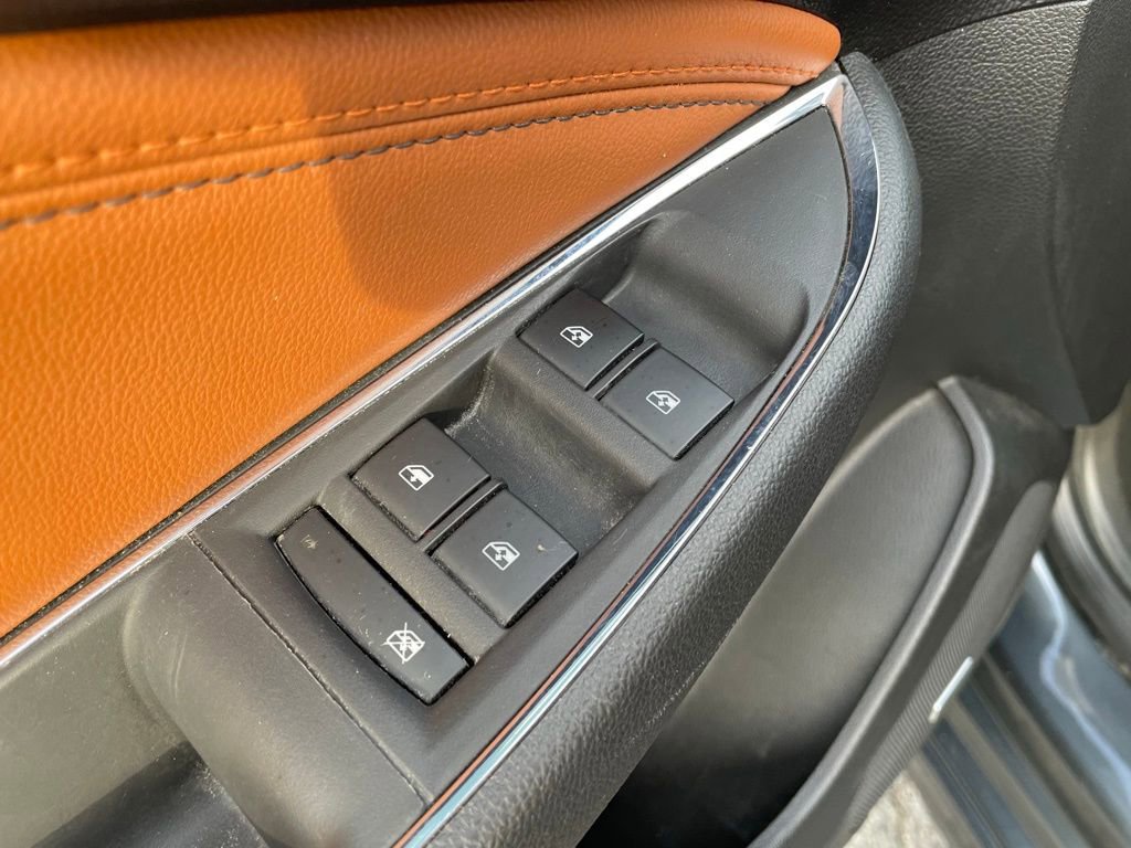 Used 2017 Chevrolet Cruze Premier image 12