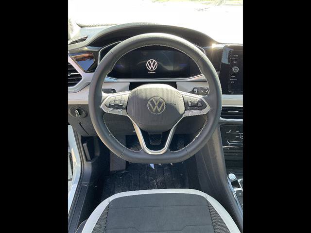 New 2026 Volkswagen Taos SE AWD/4WD image 8