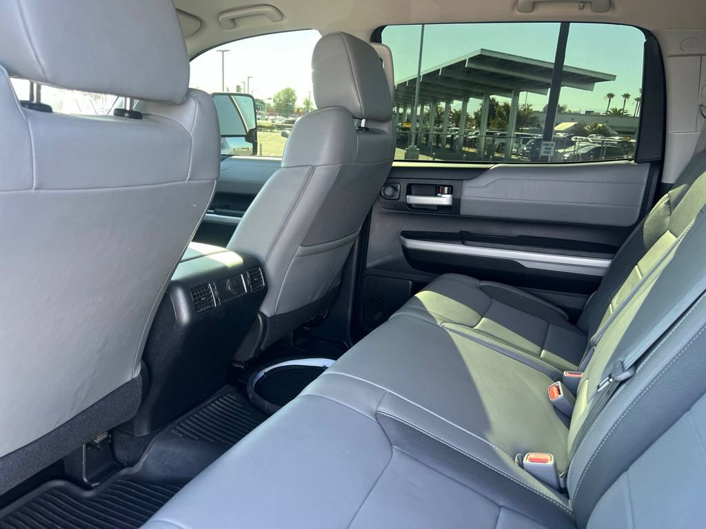 Used 2018 Toyota Tundra Limited w/ Limited Premium Package RWD image 10