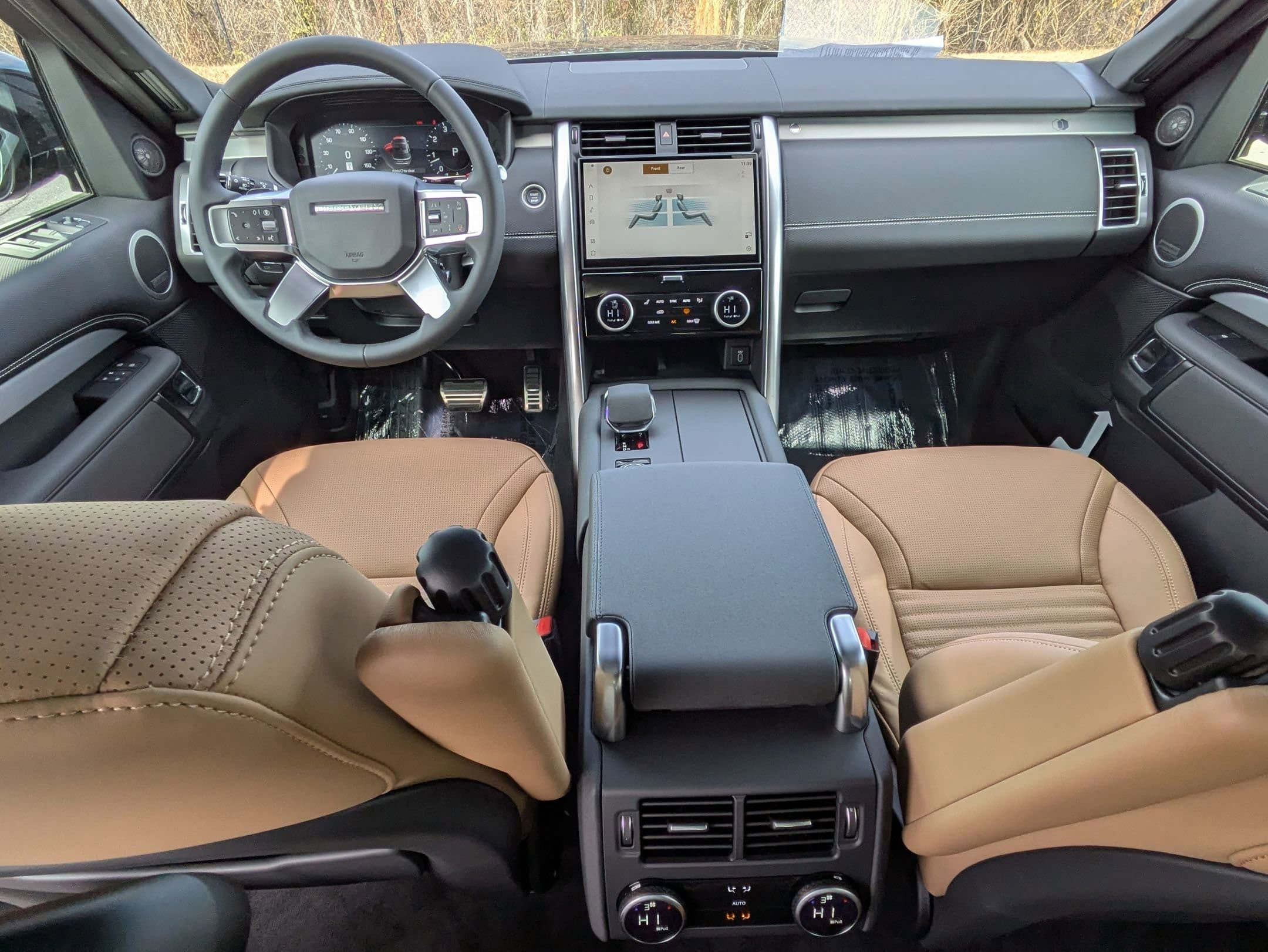 New 2026 Land Rover Discovery Limited Edition AWD/4WD image 25