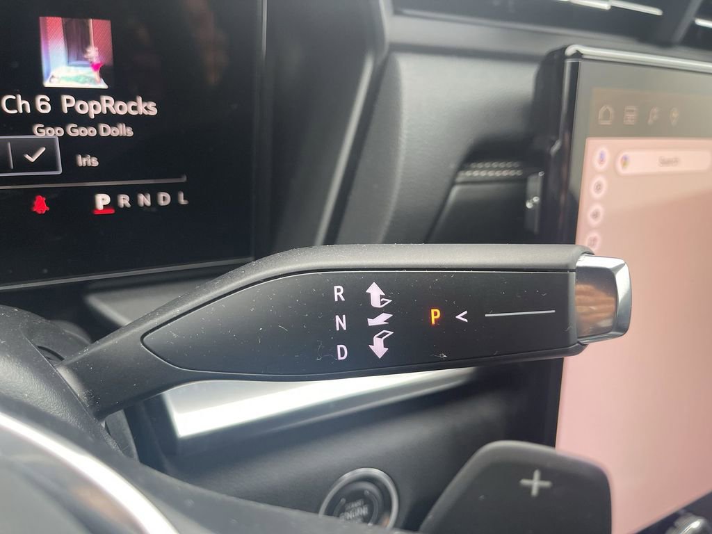 Used 2025 GMC Terrain Elevation image 32