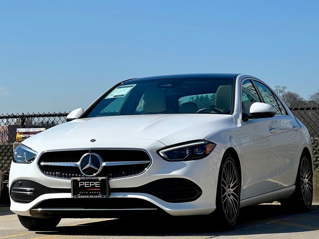Certified 2022 Mercedes-Benz C 300 4MATIC Sedan image 4