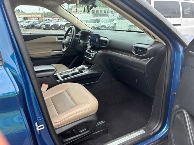 Used 2021 Ford Explorer Limited AWD/4WD image 9