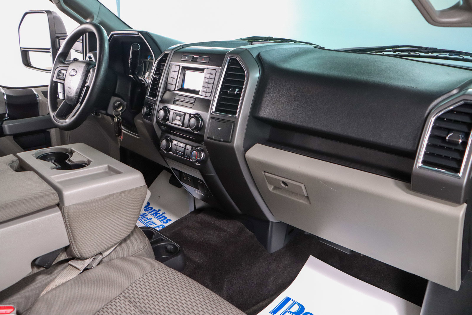 Used 2015 Ford F150 XLT image 25