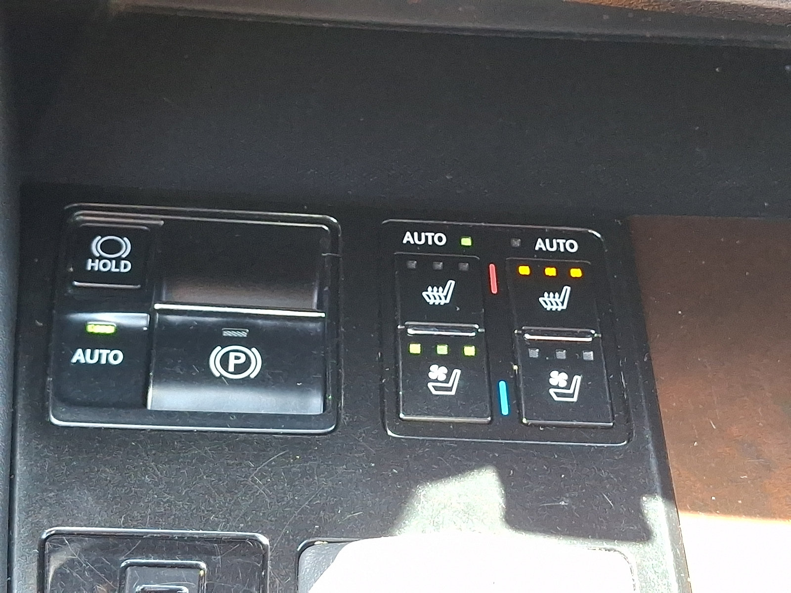 Used 2018 Lexus RX 350 AWD w/ Premium Package image 24