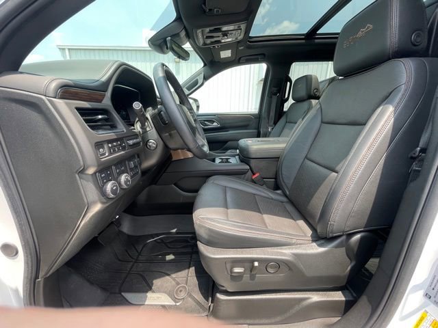 Used 2024 Chevrolet Tahoe High Country w/ Advanced Technology Package image 19