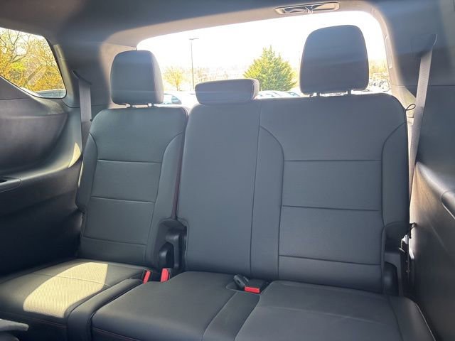 Used 2024 Chevrolet Traverse RS w/ LPO, Floor Liner Package AWD/4WD image 23