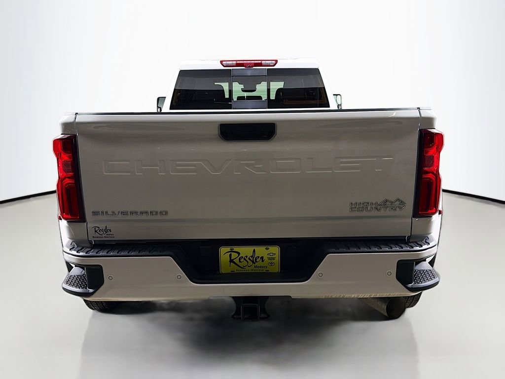 Used 2026 Chevrolet Silverado 3500 High Country w/ Technology Package AWD/4WD image 7