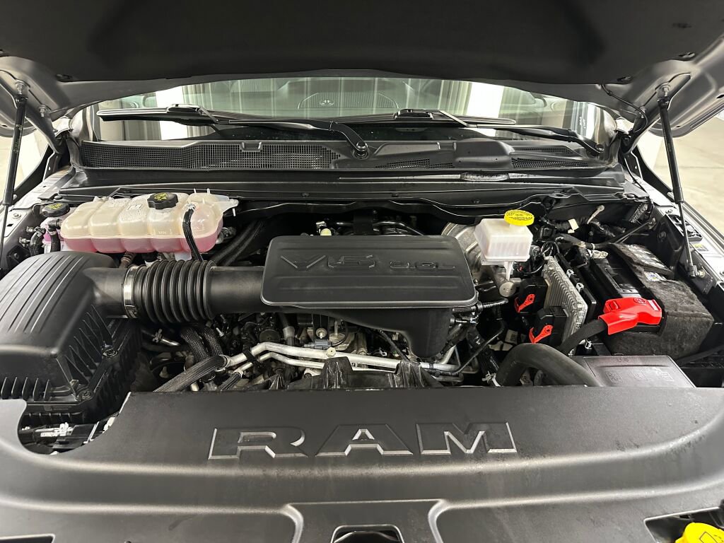 Used 2024 RAM 1500 Big Horn AWD/4WD image 35