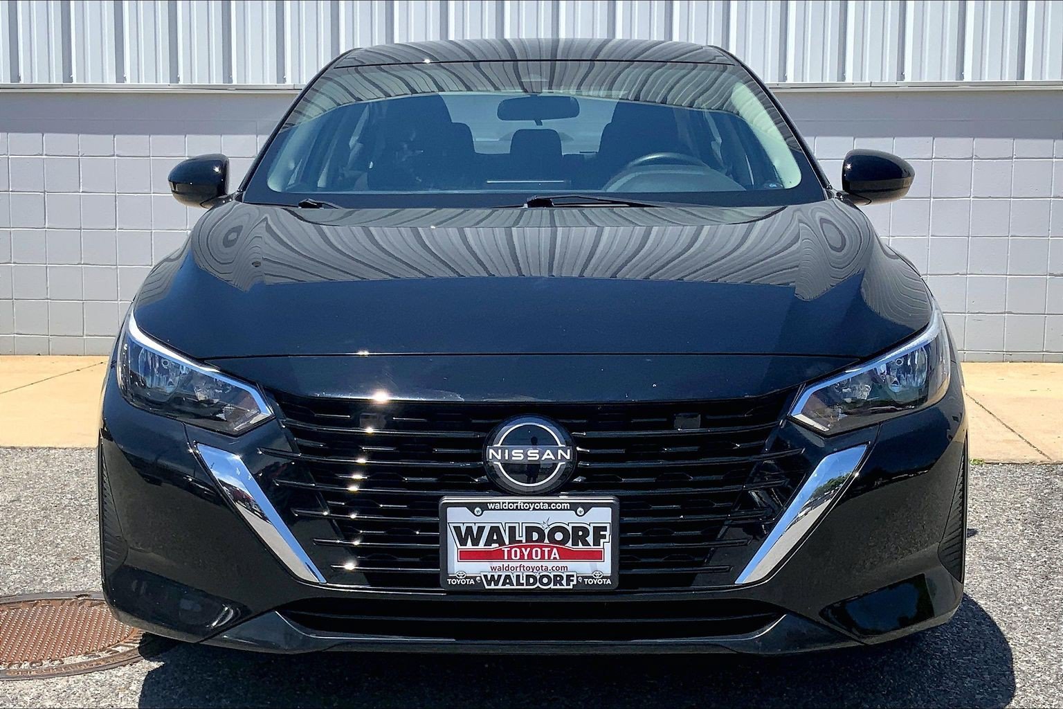 Used 2025 Nissan Sentra S FWD image 3