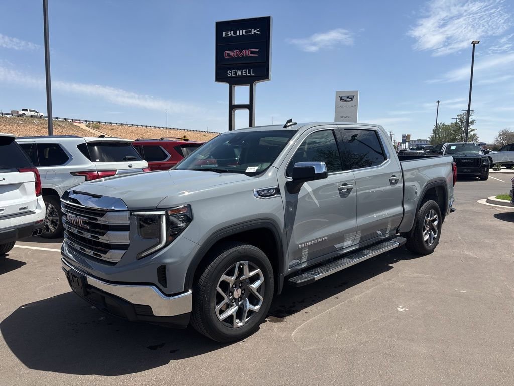 Used 2024 GMC Sierra 1500 SLE RWD image 1