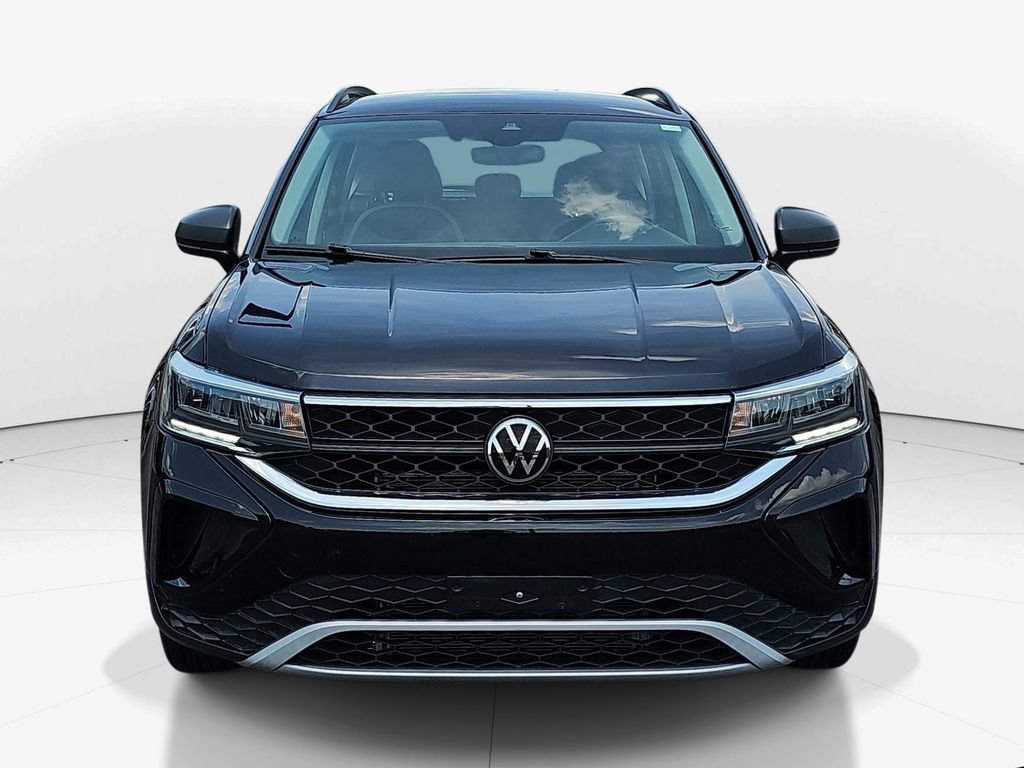 Used 2024 Volkswagen Taos S FWD image 12