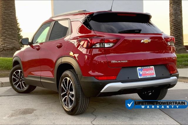 New 2026 Chevrolet TrailBlazer LT w/ Convenience Package FWD image 3