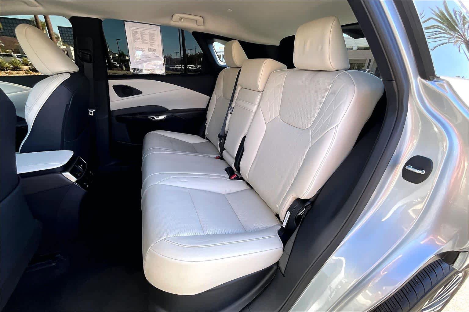 Certified 2025 Lexus RX 350 Premium Plus w/ Convenience Package FWD image 18