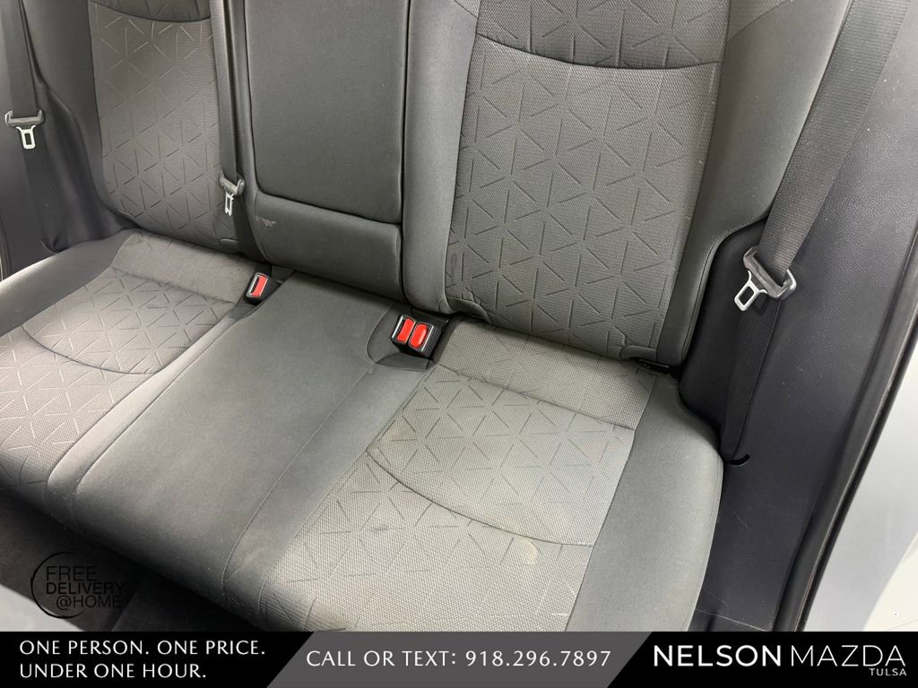Used 2020 Toyota RAV4 XLE FWD image 41