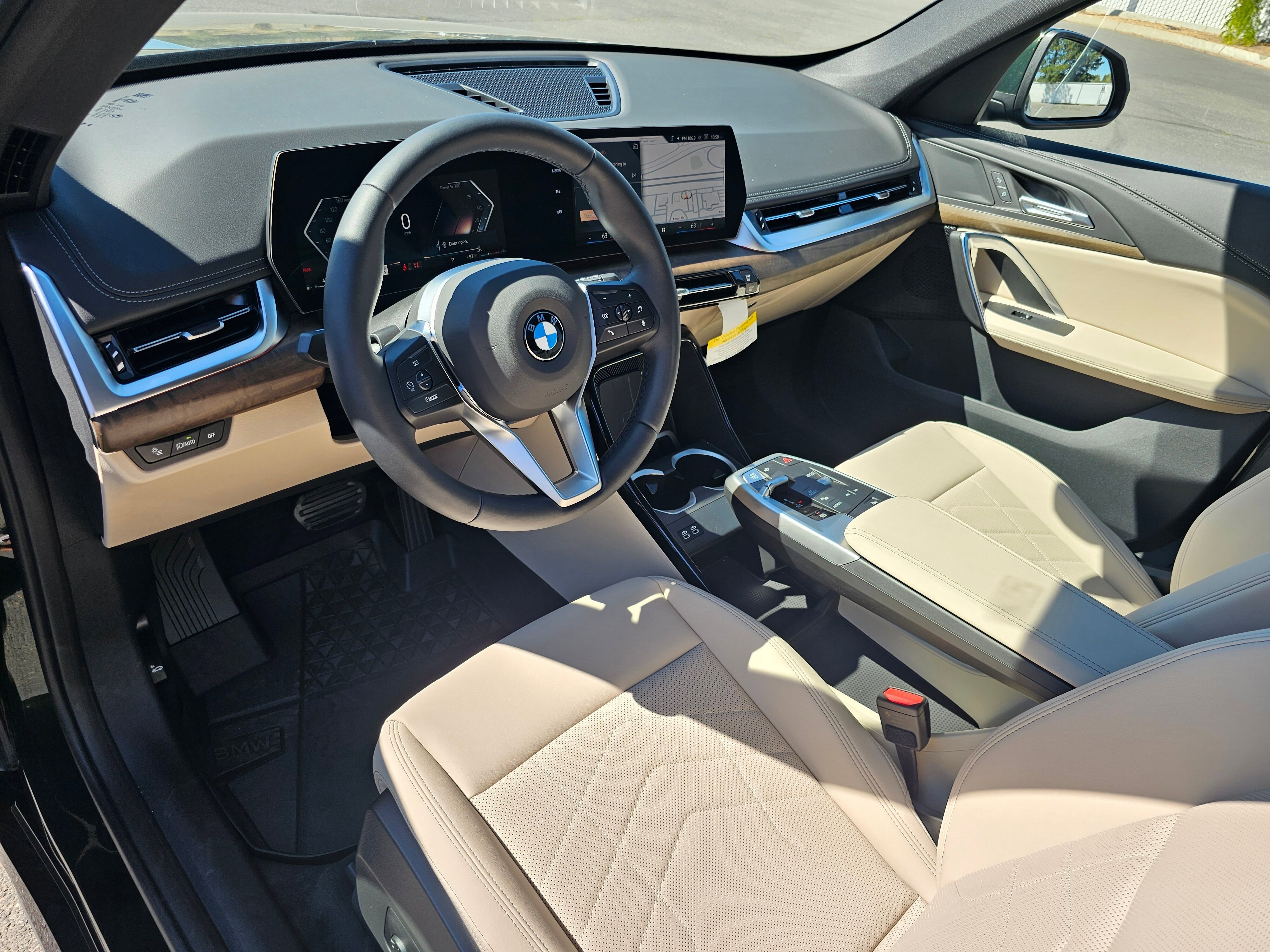 New 2025 BMW X1 xDrive28i w/ Convenience Package image 2