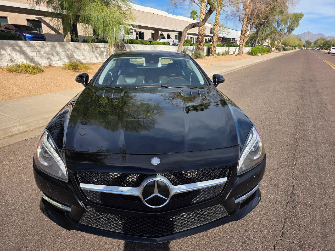 Used 2013 Mercedes-Benz SL 550 w/ Premium Pkg image 11