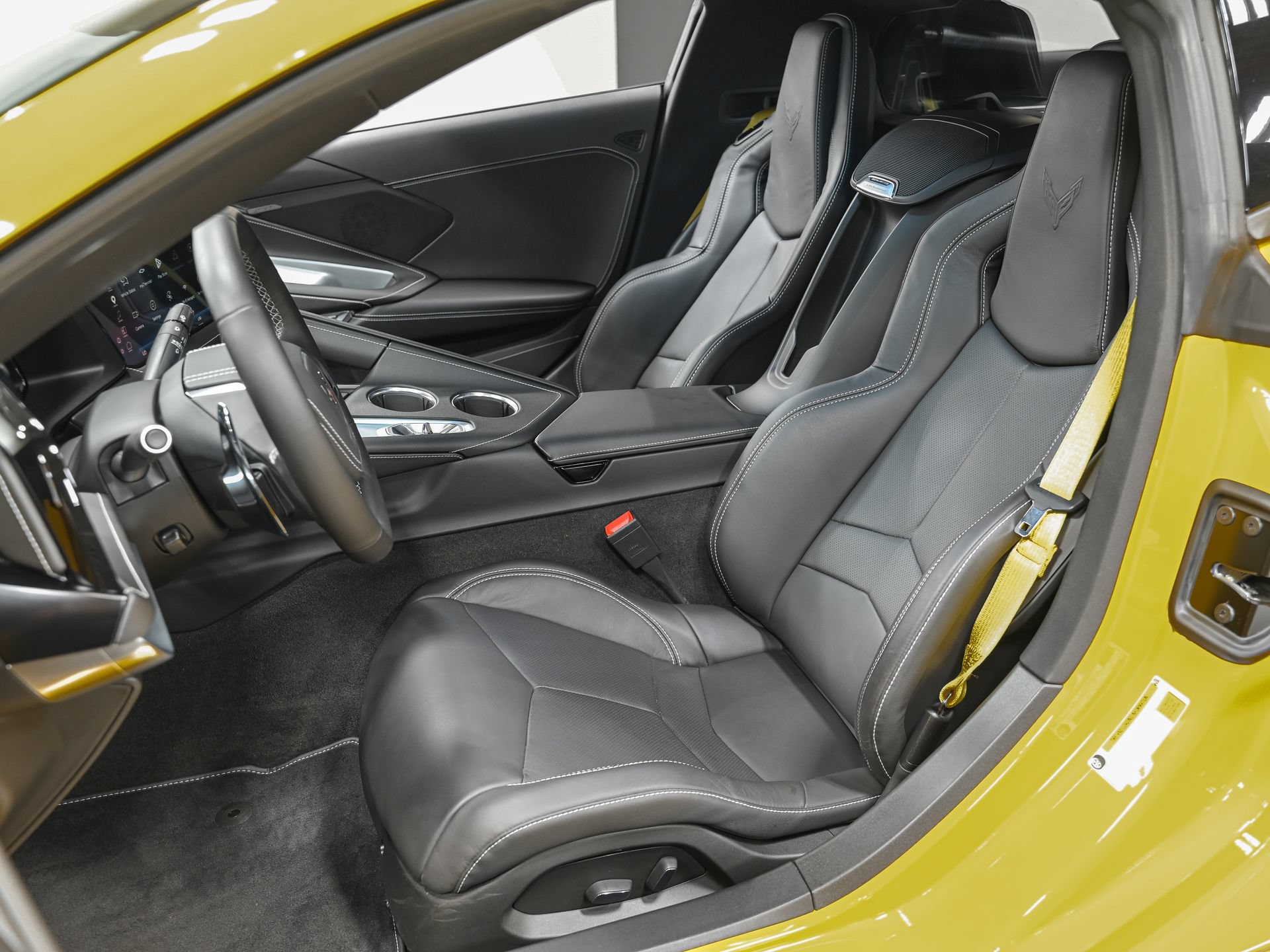 Used 2026 Chevrolet Corvette Stingray Coupe w/ 1LT RWD image 14