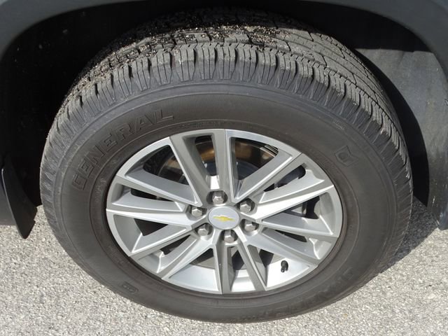 Used 2022 Chevrolet Traverse LT image 17