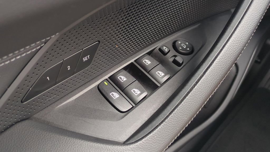 Used 2025 BMW i4 eDrive40 w/ Parking Assistance Package image 23