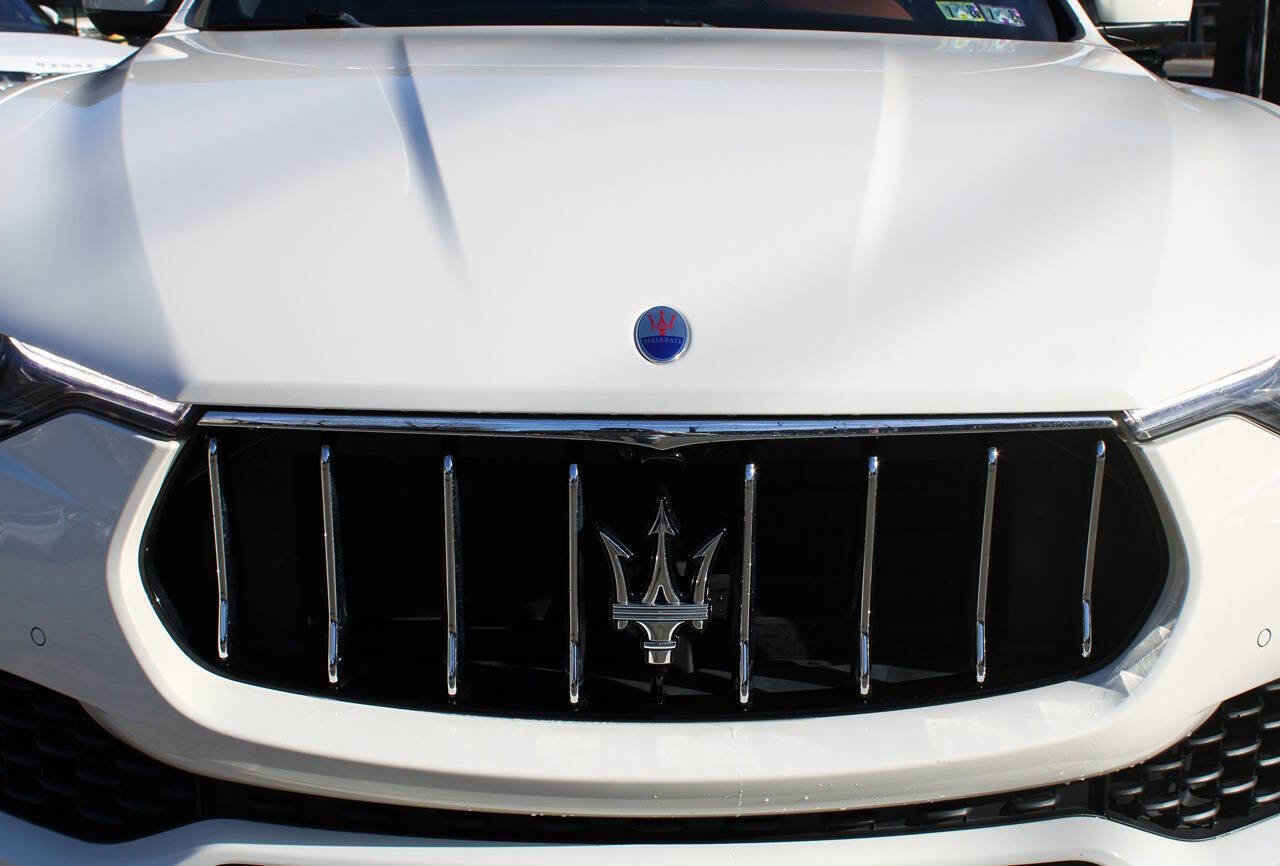 Used 2020 Maserati Levante image 9