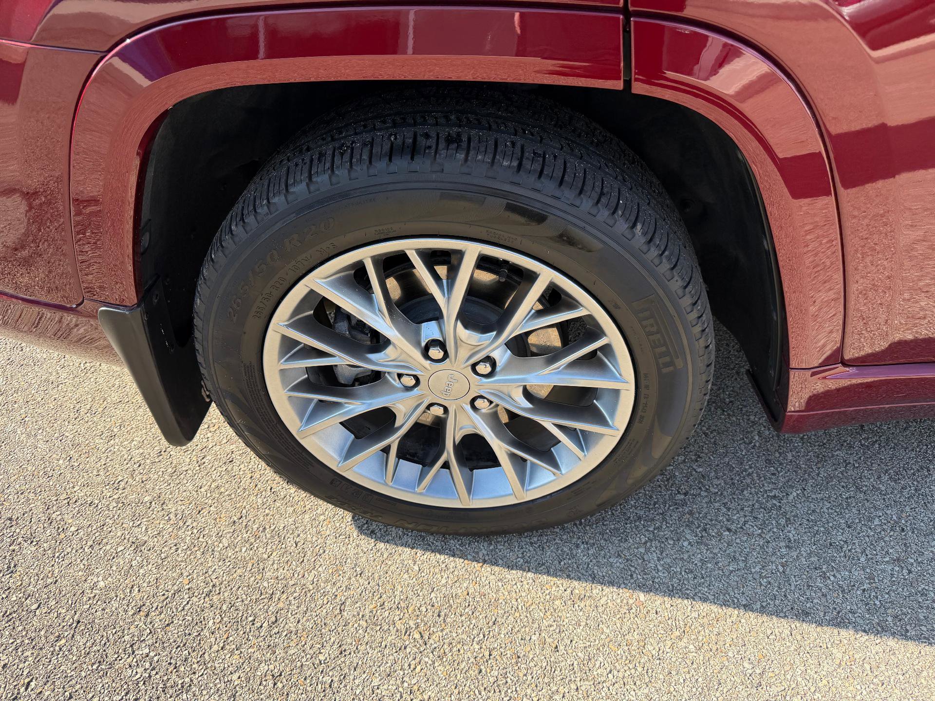 Used 2024 Jeep Grand Cherokee L Summit AWD/4WD image 10