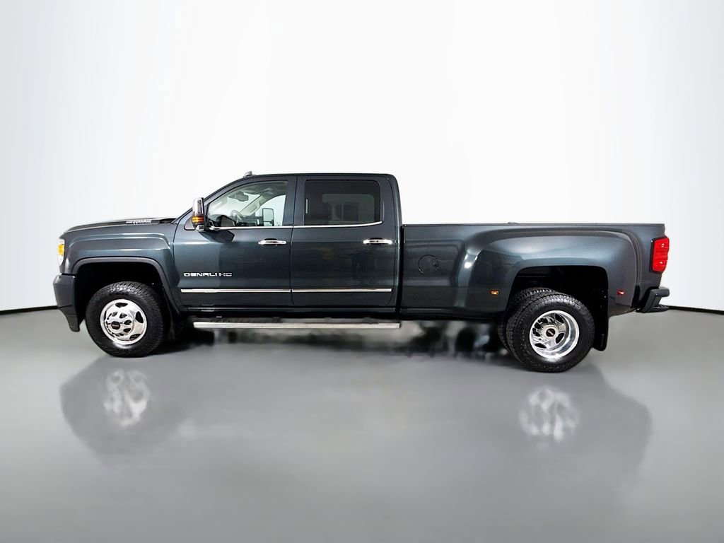 Used 2017 GMC Sierra 3500 Denali w/ Duramax Plus Package AWD/4WD image 4