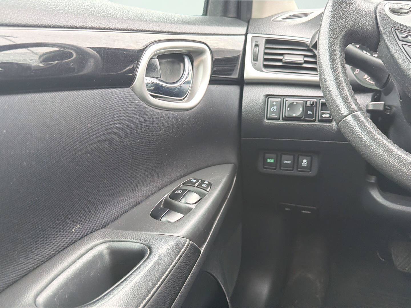 Used 2017 Nissan Sentra SV FWD image 22