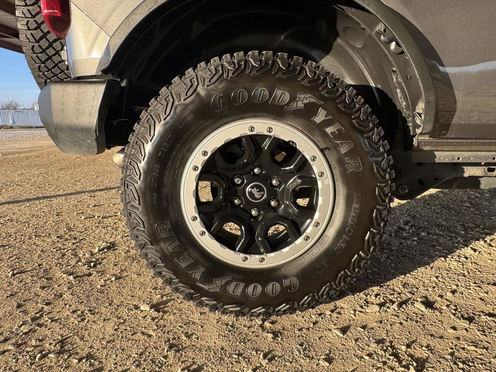 Used 2023 Ford Bronco Big Bend w/ Sasquatch Package image 43