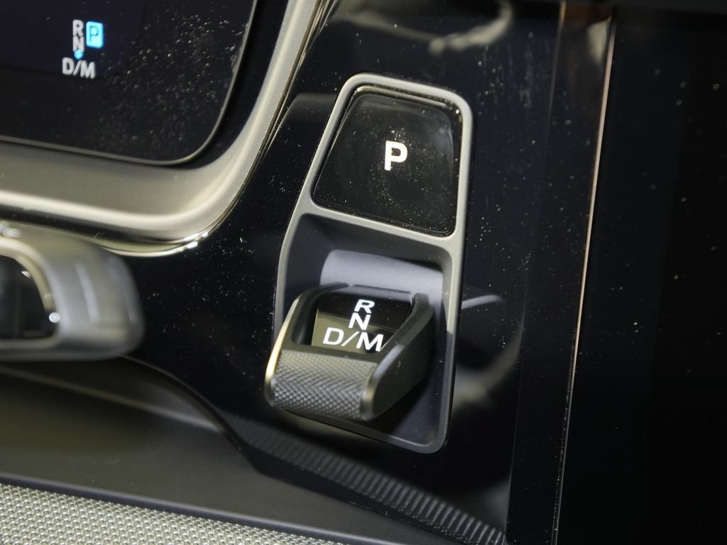 New 2026 Porsche Cayenne Coupe AWD/4WD image 28