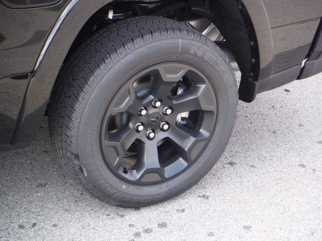 New 2027 RAM 1500 4x4 Crew Cab image 6