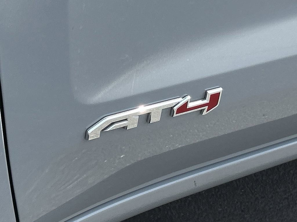 Used 2024 GMC Sierra 1500 AT4 w/ Technology Package image 31