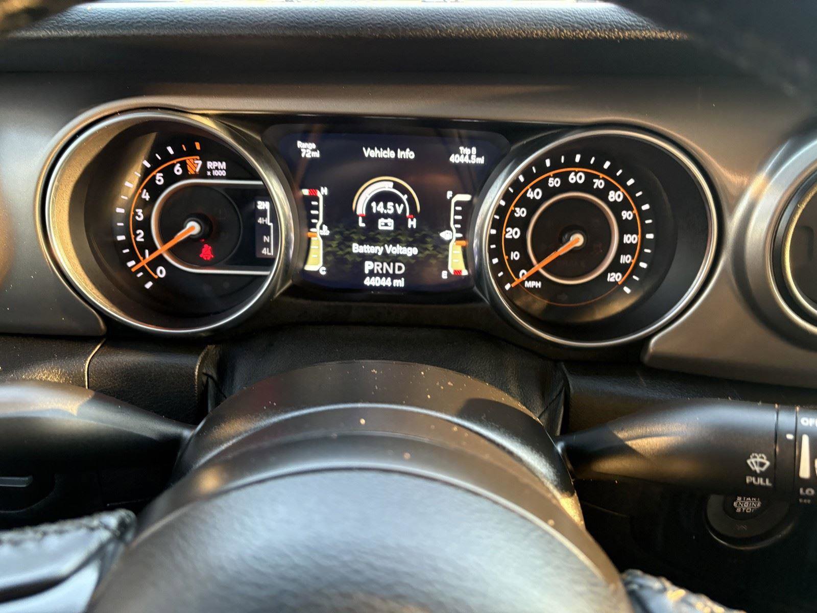 Used 2021 Jeep Gladiator Sport image 18