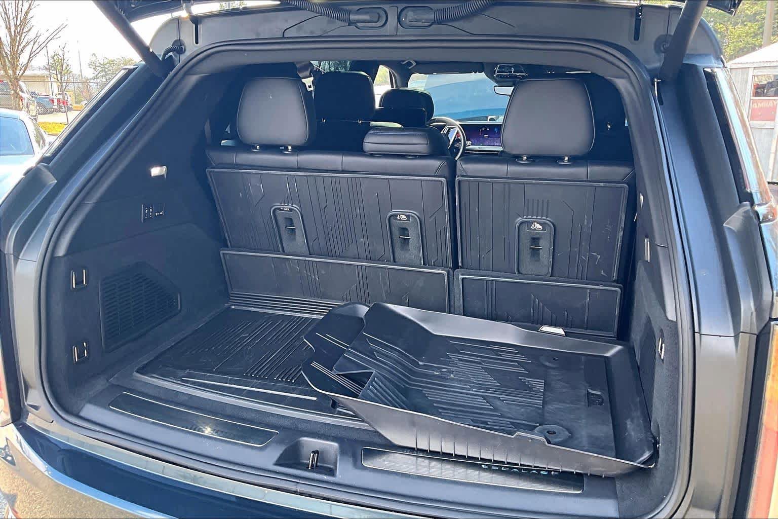 Used 2026 Cadillac Escalade IQ Sport 1 image 32