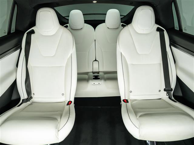 Used 2022 Tesla Model X Plaid image 14